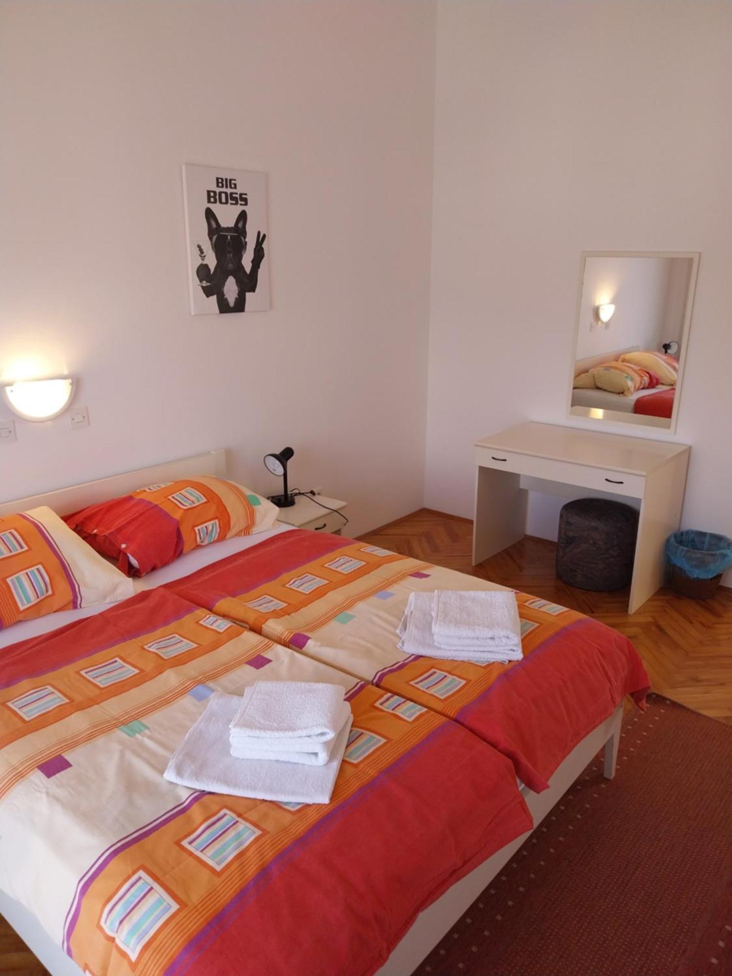 Ljubica Apartments And Rooms Supetarska Draga Ngoại thất bức ảnh