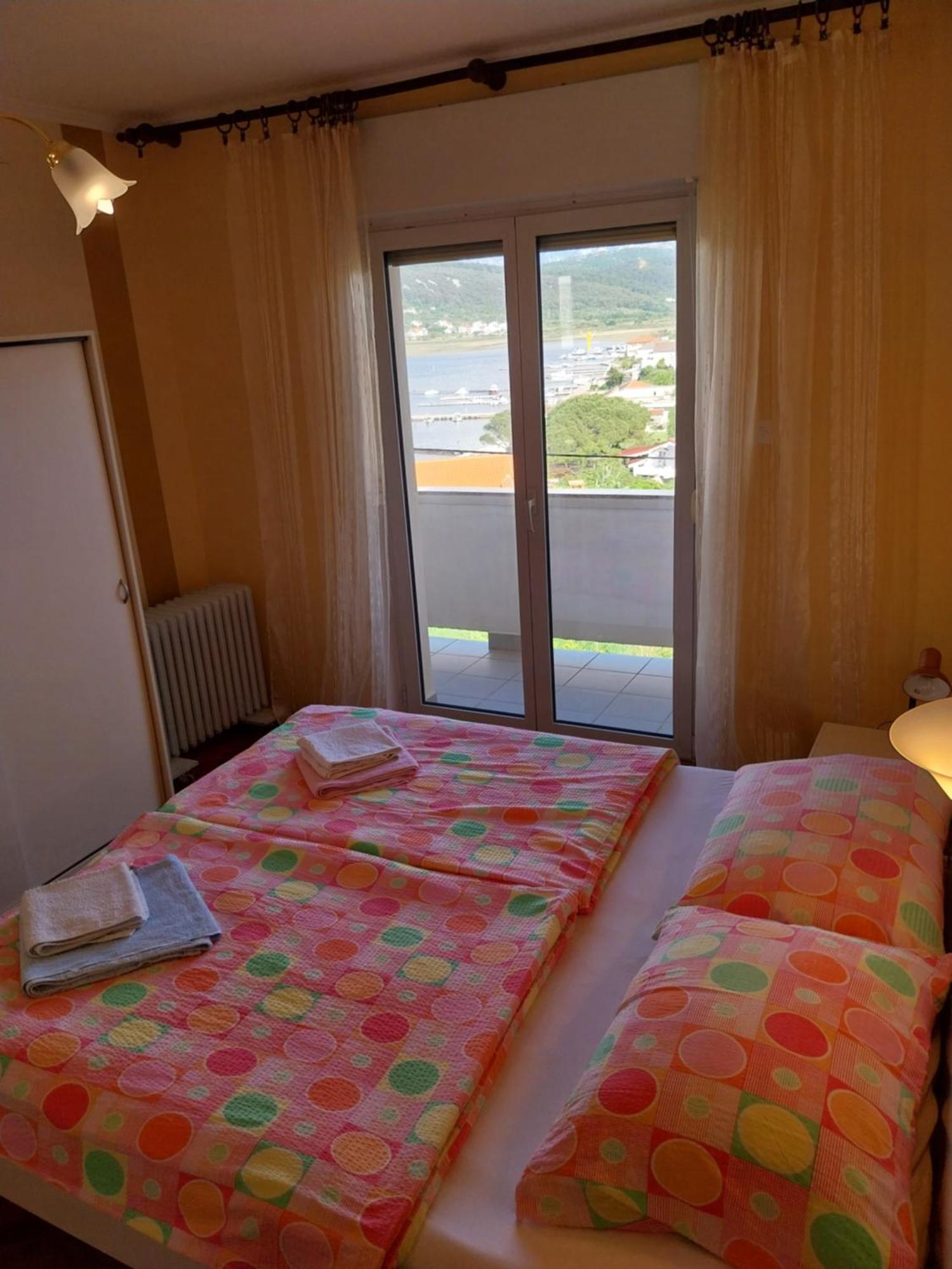 Ljubica Apartments And Rooms Supetarska Draga Ngoại thất bức ảnh